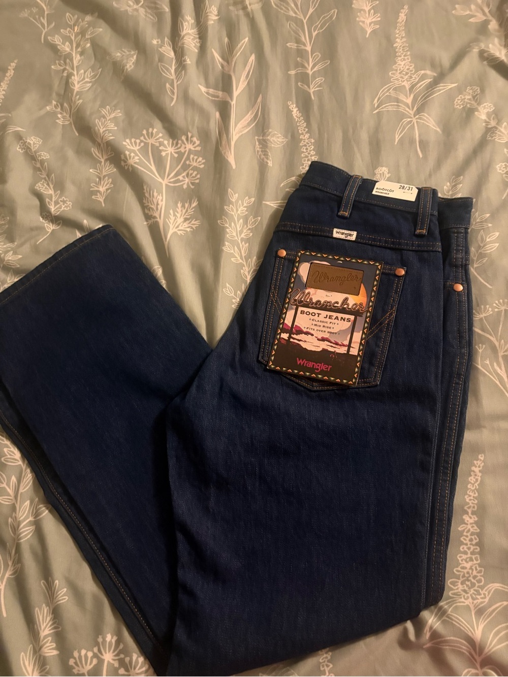 Wrangler mid rise Navy Blue Women's Bootcut Jeans 6/28